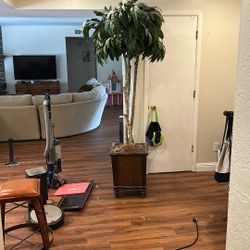 7ft Fake Tree, Needs New Fake Grass At Base. 