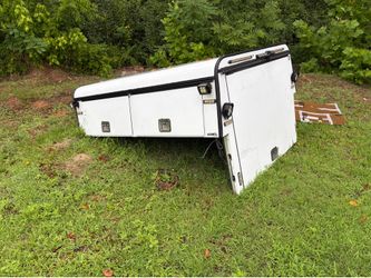 Tool camper for a 2014/18 Silverado extended cab