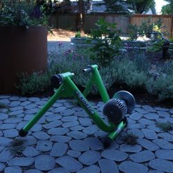 Kinetic By Kurt Kinetic Fluid Indoor Cycling Trainer T-699C Lime Green Bike Part