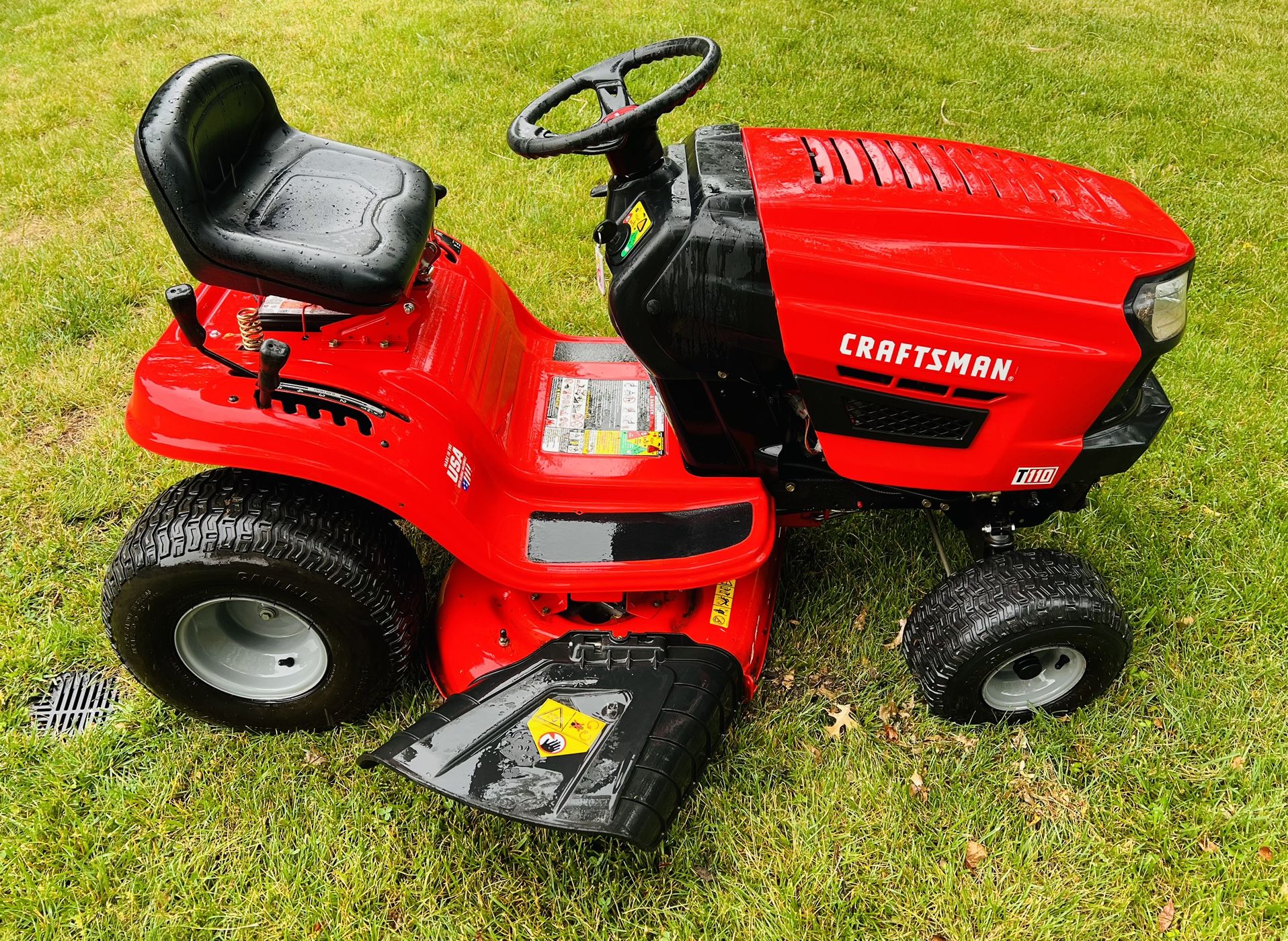 Craftsman T110 42” Lawn Tractor Cheap needs engine for Sale in