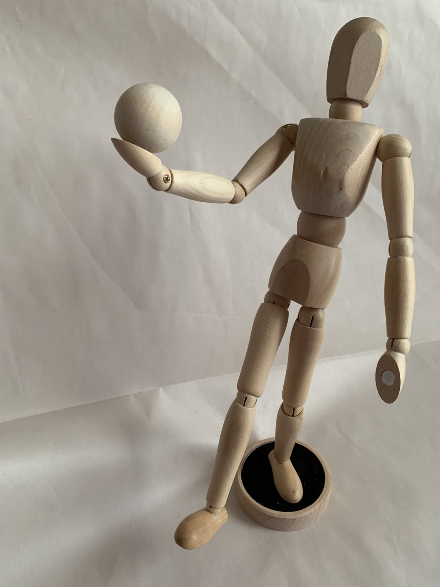Wooden Manikin with Magnets
