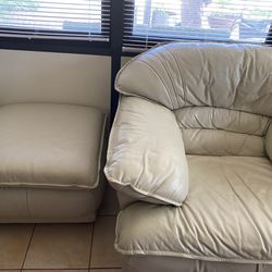 Off White Leather 4 Piece Set ( Love Seat, Chair , Sofa And Leg Rest 