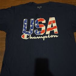 Mens clothes size 1Xl Champion t shirt