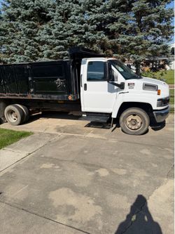 2004 GMC c4500topkick landscape dump truck