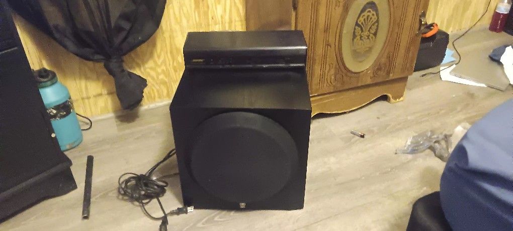 Yamaha Bass Amplifier With Bose 901 Series V1 Active  Equalizer 