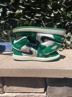 Jordan one (Pine Green size 1)