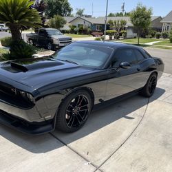 Dodge Challenger RT
