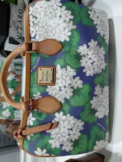 Dooney & Bourke bag