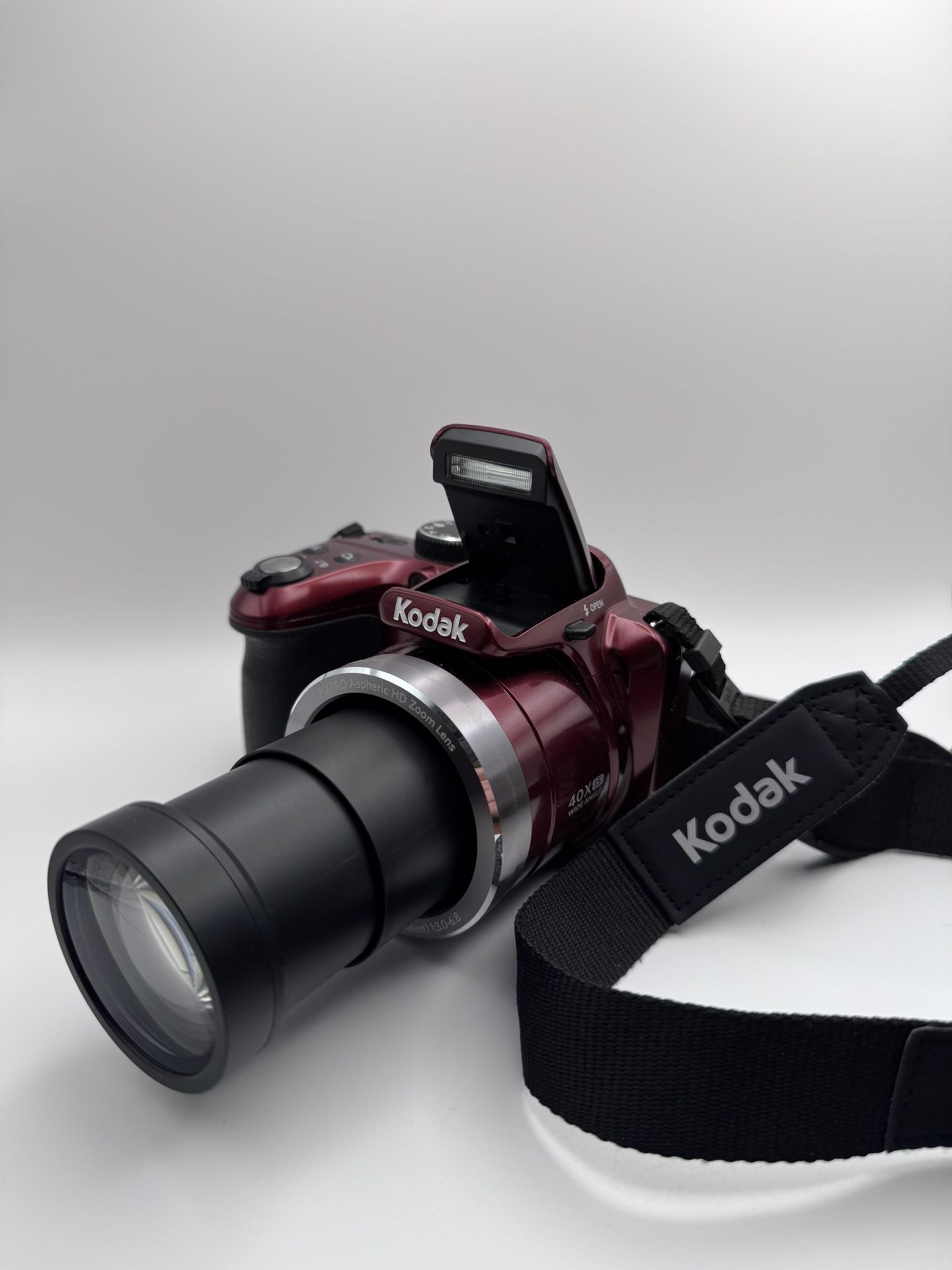 Kodak PIXPRO AZ401 Digital Camera - 40x Optical Zoom (Red) - Tested