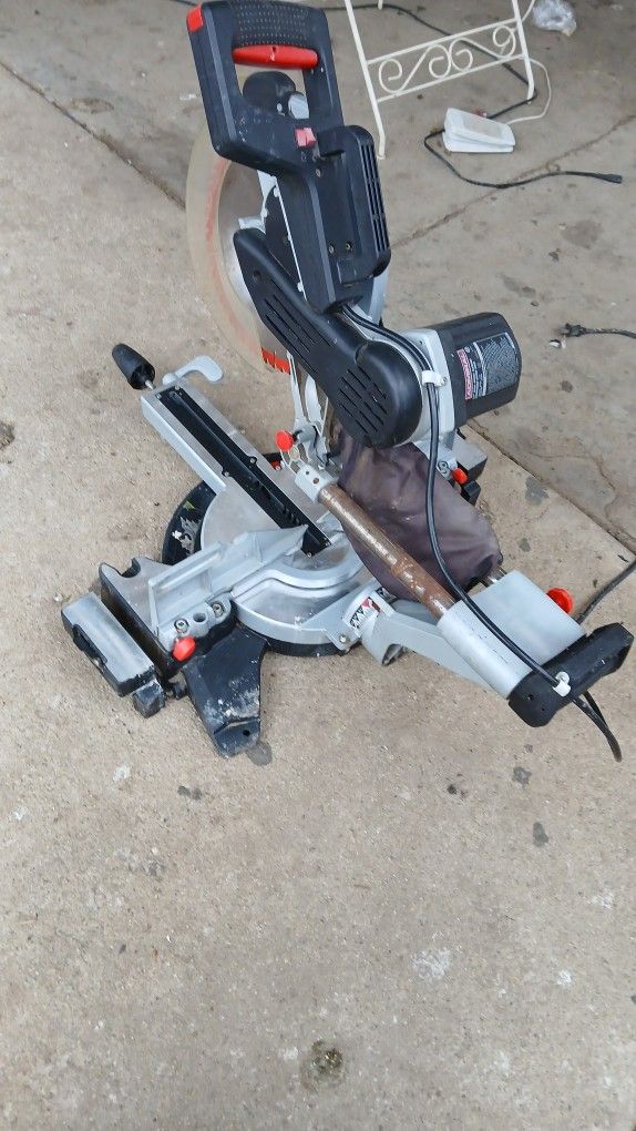Admiral 12-inch Dual-Bevel Sliding Compound Miter Saw