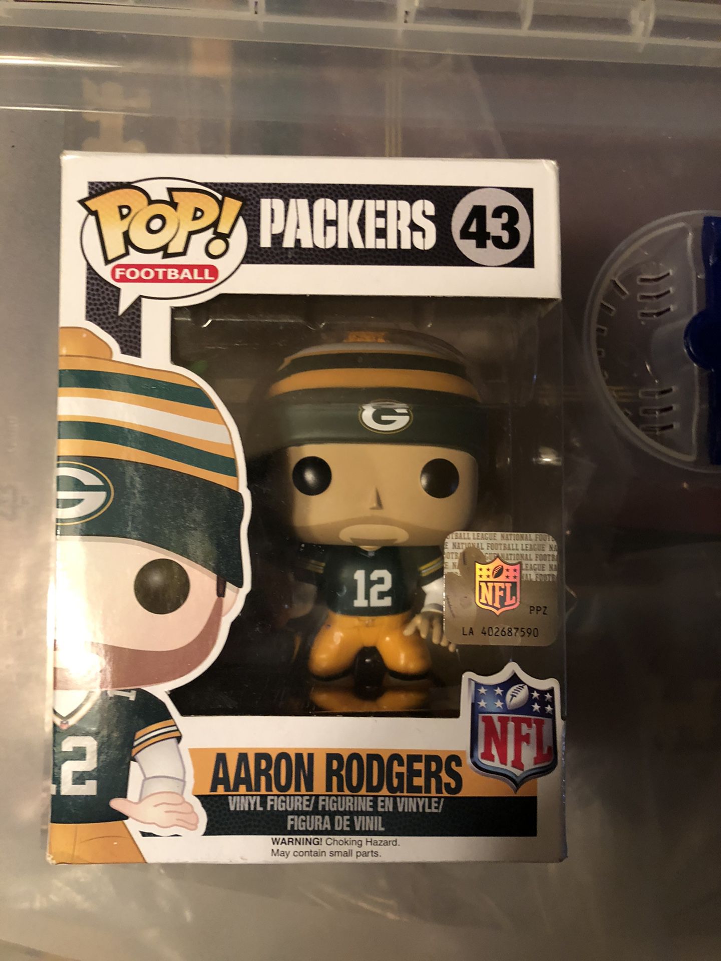 NFL Funko Pop Aaron Rodgers with knit hat **Damaged**
