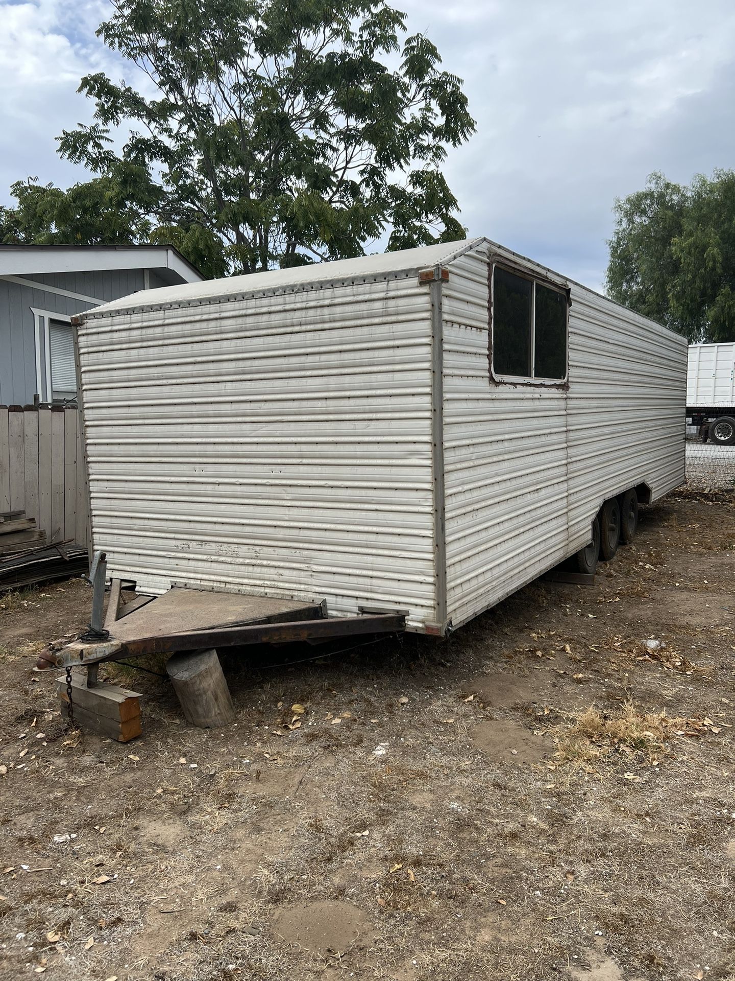 Enclosed Trailer
