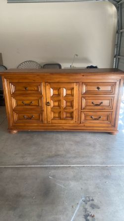 Dresser