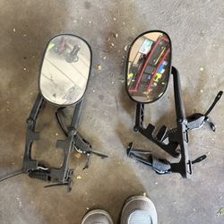 Attachable towing them 