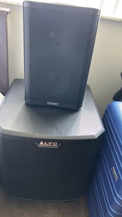Qsc cp8 and 12 inch alto 2500 watt bass brand new