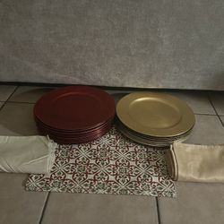 Event Plates 24 Total With Placemats 