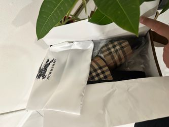 Burberry Slides