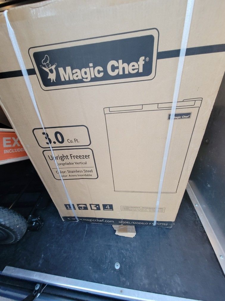 Freezer Magic Chef
