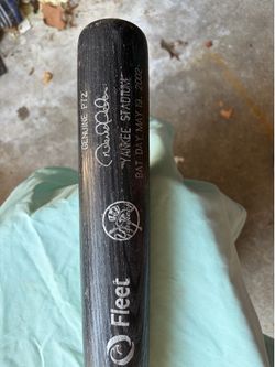 2002 Yankees Bat Day Louisville Slugger Black Mini Bat Stadium Giveaway SGA