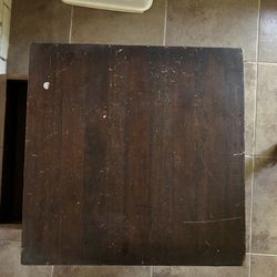 Wood/Metal End Table (used)
