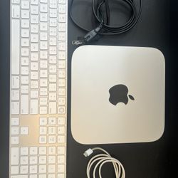 Apple Mac mini M1 (2020) 16GB RAM / 1TB SSD + Magic Keyboard Touch ID w/ Numeric Keypad