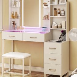 Vanity desk With Mirror  and LED Lights