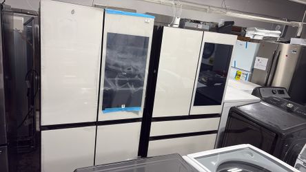 Samsung Bespoke Family Hub Refrigerator