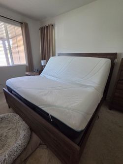 Tempur-Pedic Cooling Mattress with Adjustable Base