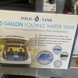 45 Gallons Folding Water Tank.