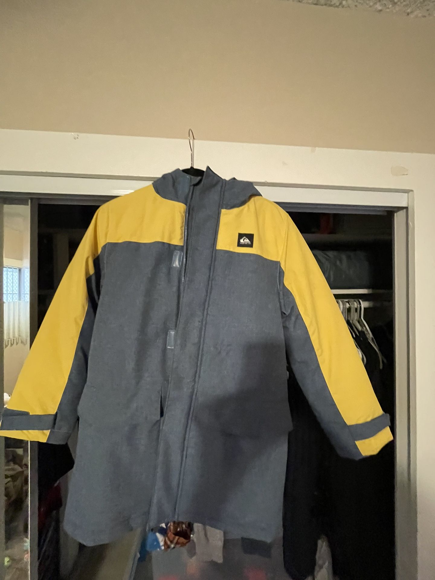 Quiksilver Youth Parka Snow Ski Jacket Size M（10-12）