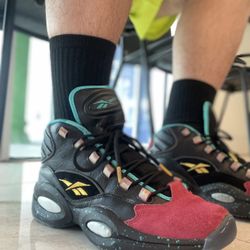 REEBOK 