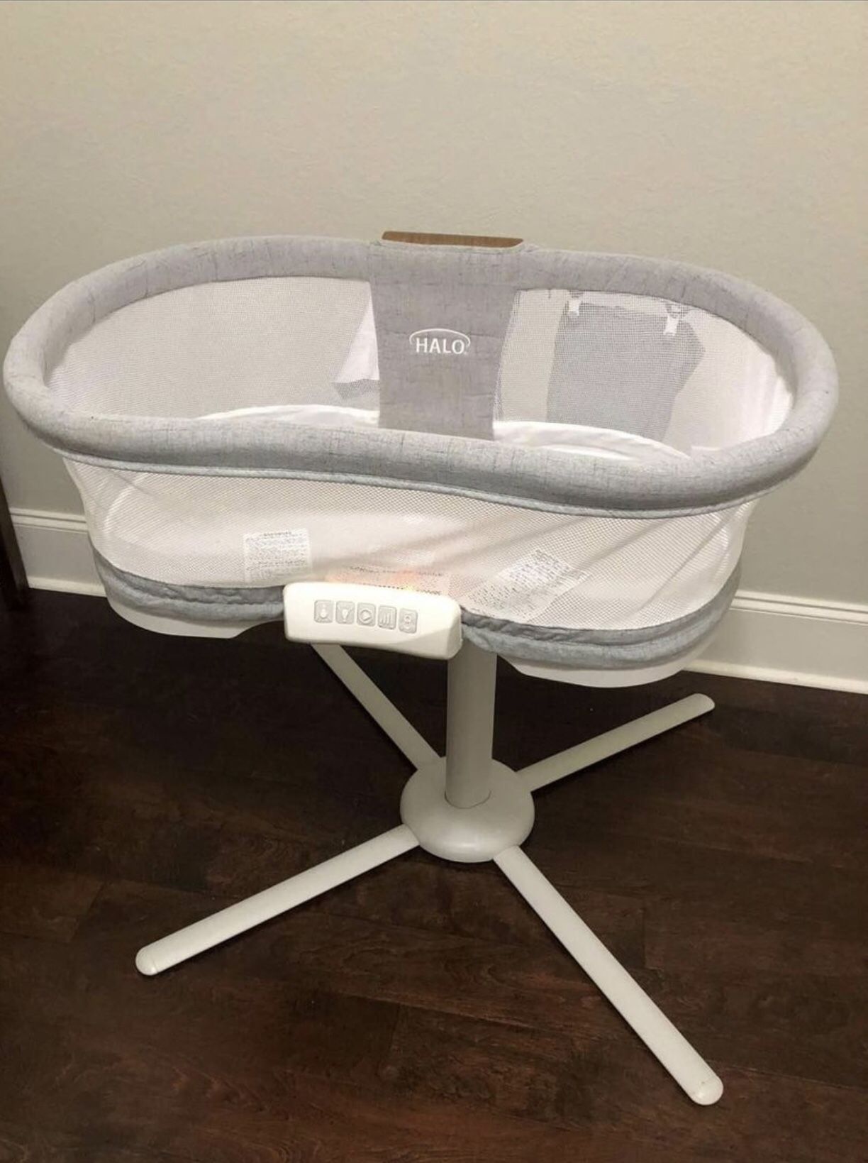 Halo Luxe Bassinet 