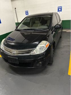 Nissan versa 2009 1.8