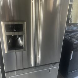 Refrigerator counting deep flex everything works