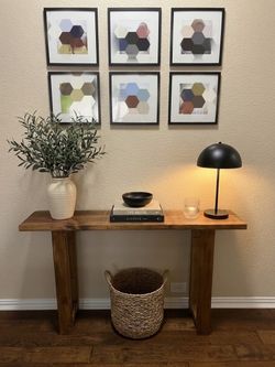 Beautiful console table (Price is firm)