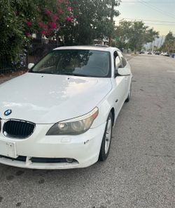 BMW 528i