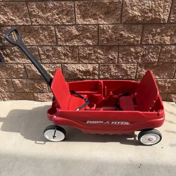 Radio Flyer Pathfinder 2-in-1 Wagon with Folding Seats