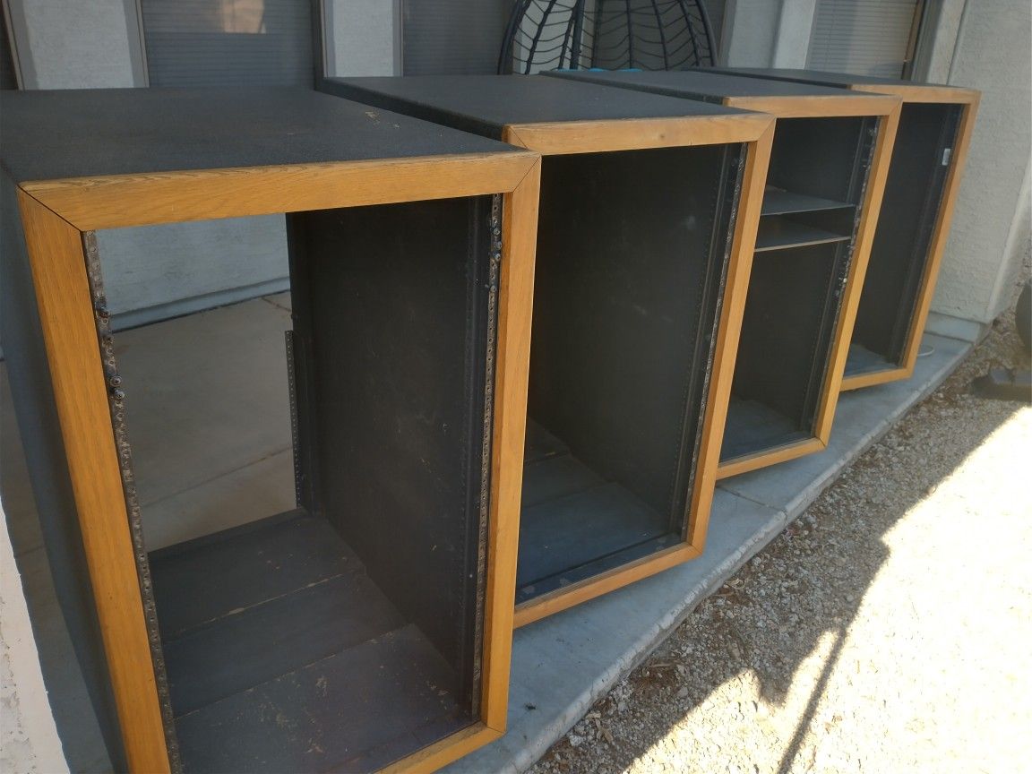 Studio Rack Cabinets 20u (20 Space) W/Wheels