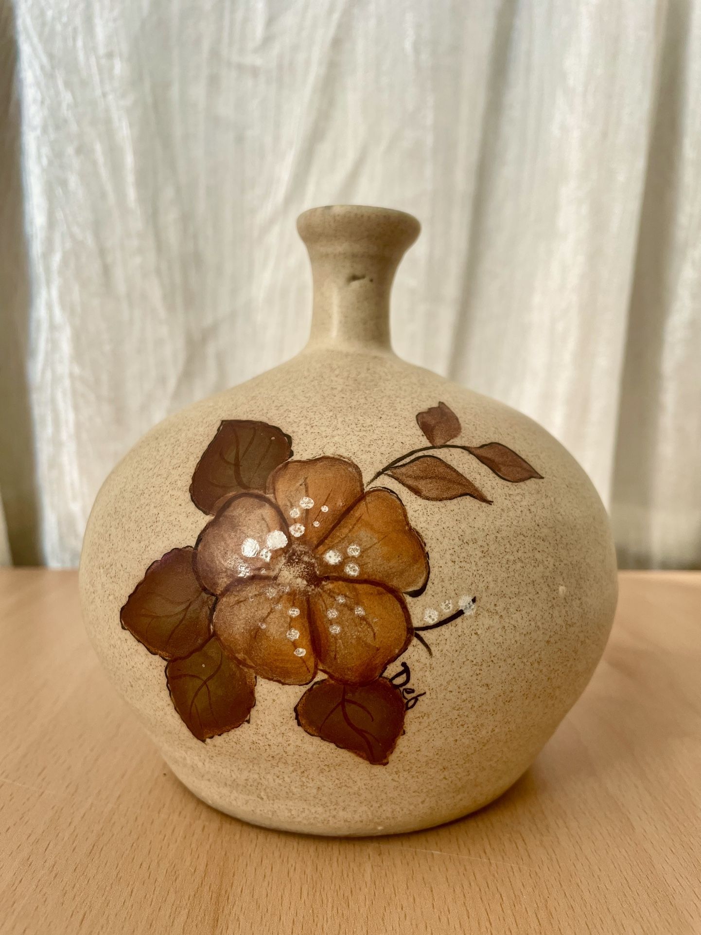 Pottery Studio Single Flower Vase