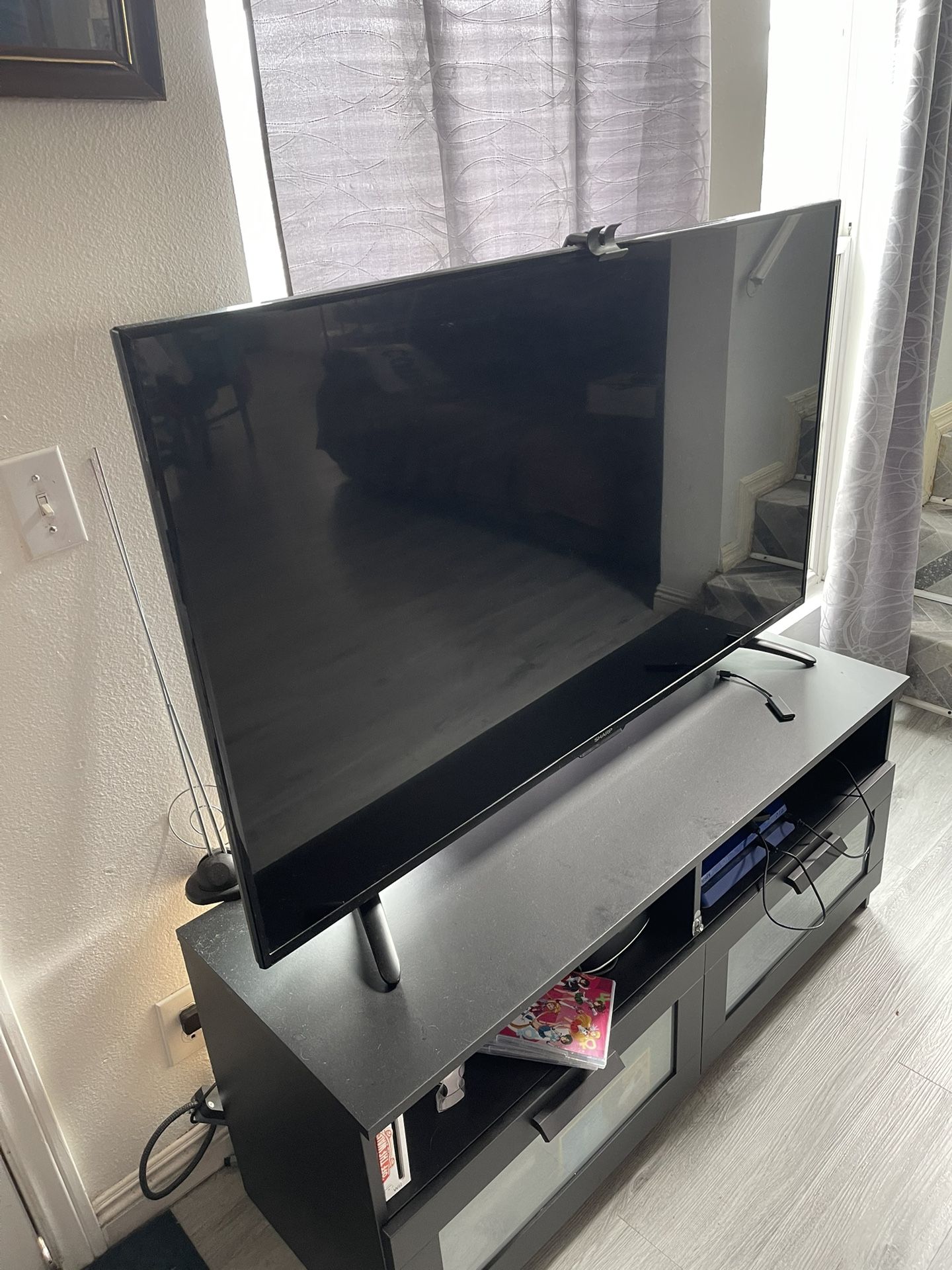 55” Roku Sharp Tv