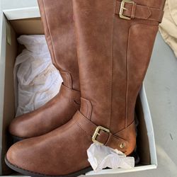 Ladies Brown Boots 