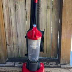 Dirt Devil Endura Express Bagless Compact Upright Vacuum Cleaner - Lightweight, Motorized Brush Roll 