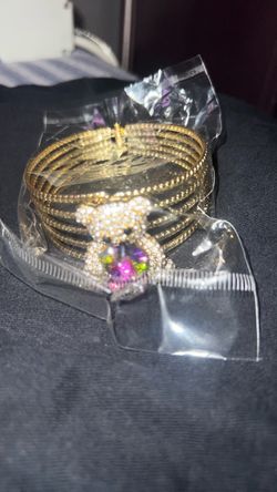 Gold-Tone Bangle Bracelet Set with Gemstone