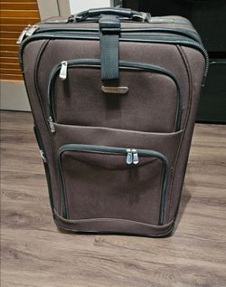American Tourestour Rolling Suitcase - $20