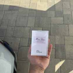 Miss Dior Perfume 