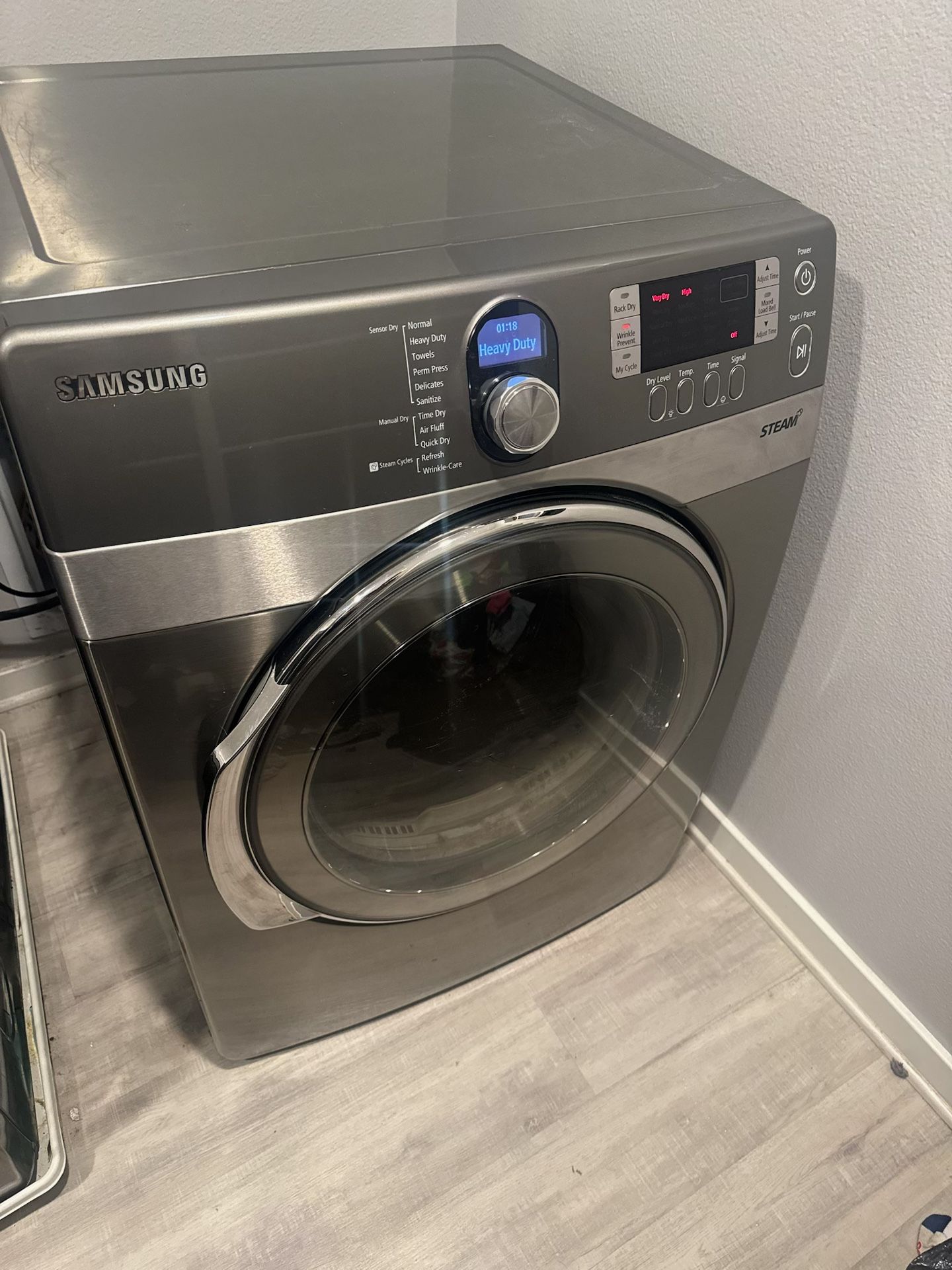 Samsung Gas Dryer with Steam Function