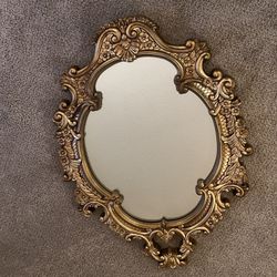 Gold decor mirror