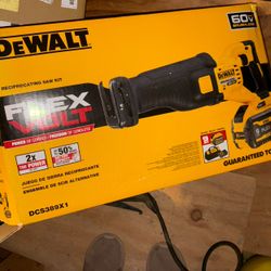 DEWALT FLEXVOLT 60V MAX* Reciprocating Saw, Cordless Kit (DCS389X1)