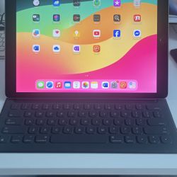 iPad Pro 13in, 256GB, With Cover And Keyboard, 2nd Gen, WI-FI