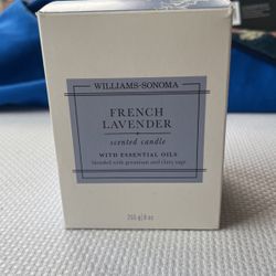 Williams Sonoma - NEW- French Lavender scented candle